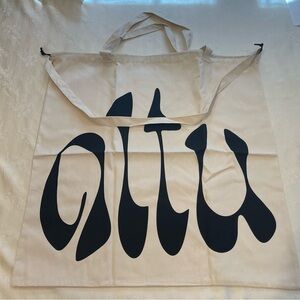 Altu Tote Bag